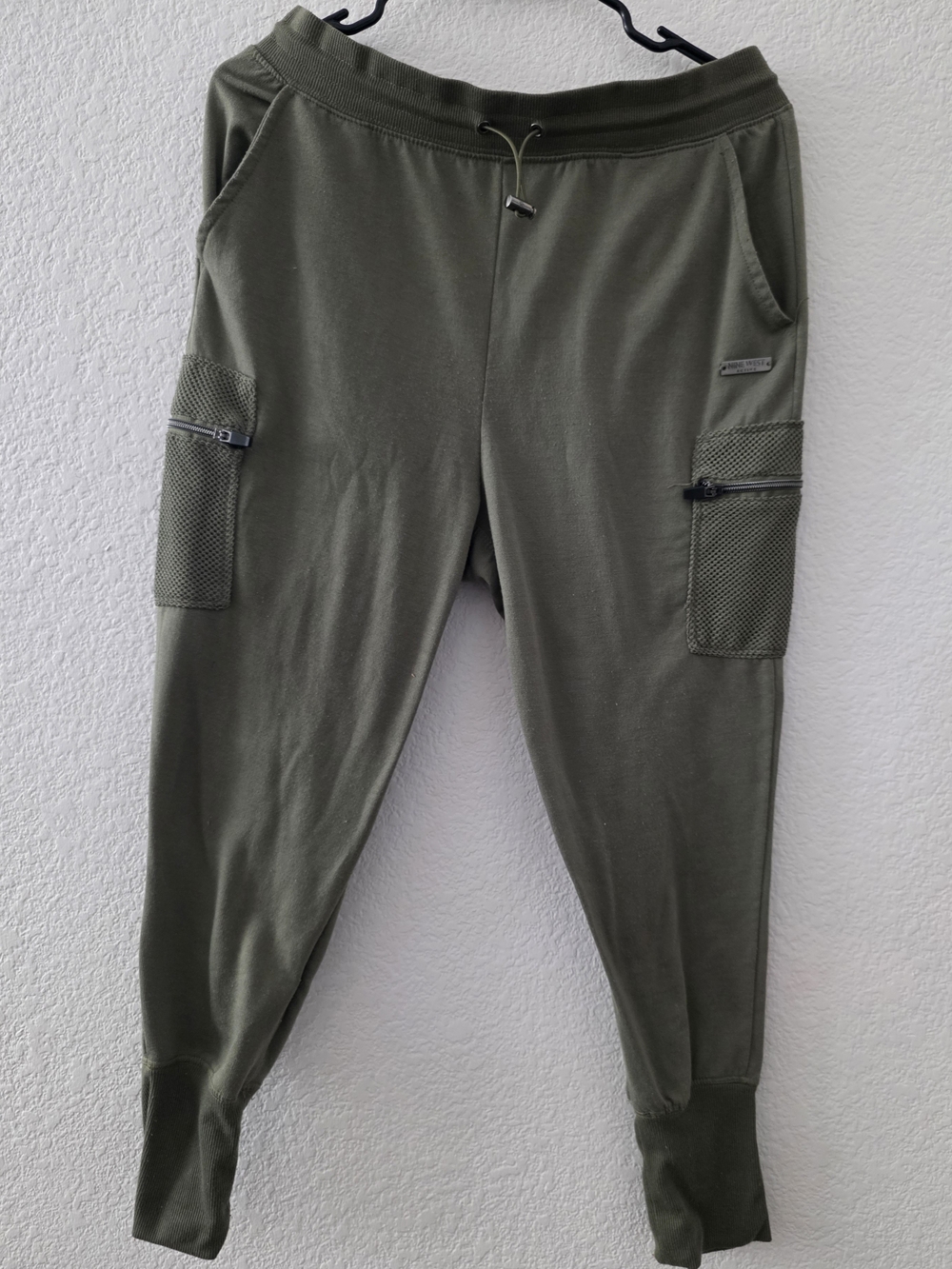 Nine West Olive Green Cargo Jogger Pants with Mesh Pockets
